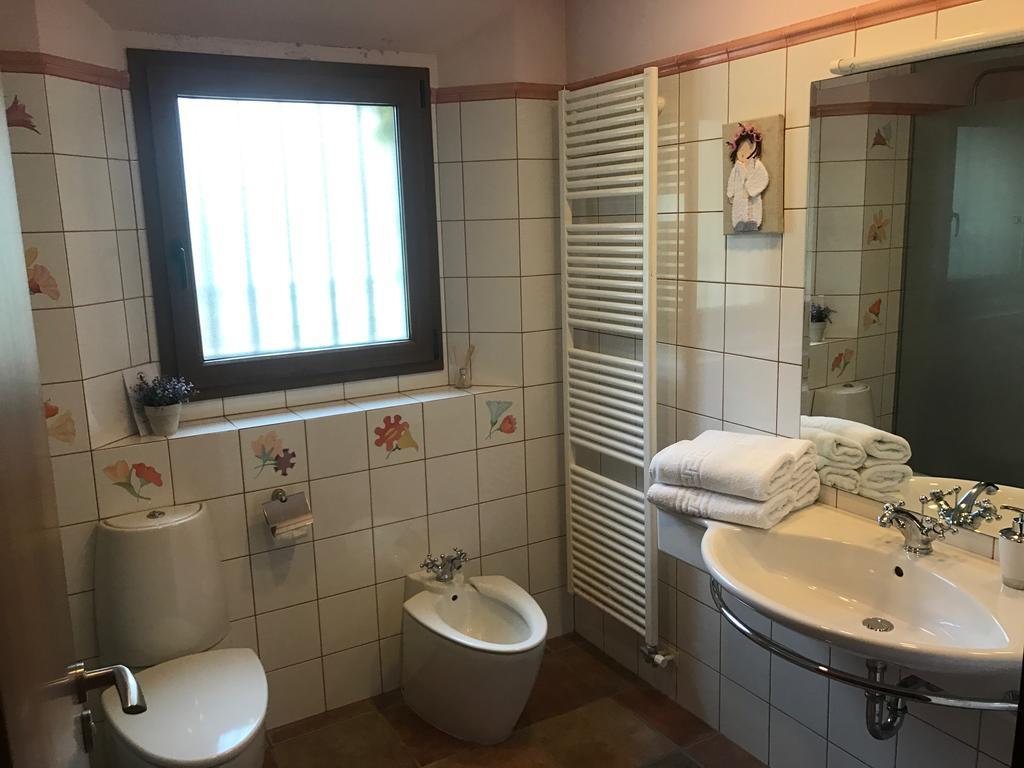 Mas Duc Guest House Brunyola Bagian luar foto